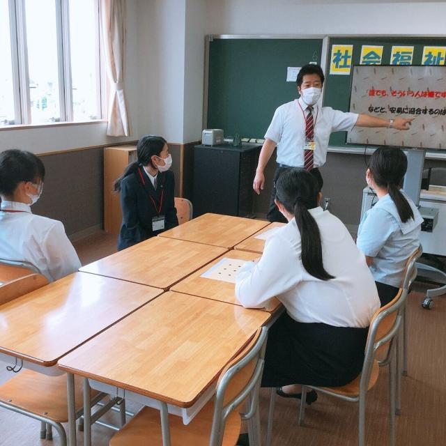 高知福祉専門学校 【社会福祉学科】卒業後の進路について知る2