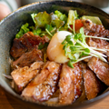 ★無料バス【シェフ学科】ジューシー！ステーキ丼／国際ビューティ＆フード大学校