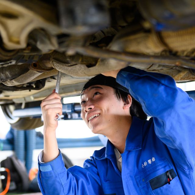 ＷｉＺ国際情報工科自動車大学校 自動車分野★センサー・サスペンション・パテについて学ぼう！1
