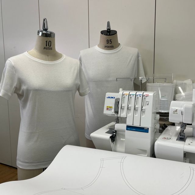 青山ファッションカレッジ 体験授業＆説明会：Only One Tシャツ製作2