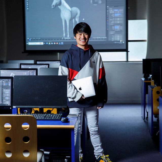 羽衣国際大学 テレビ局と同じスタジオで、未来のクリエイター体験！4