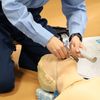 湘南医療福祉専門学校 【第2部救急救命科】喉に詰まったものを取り除く方法