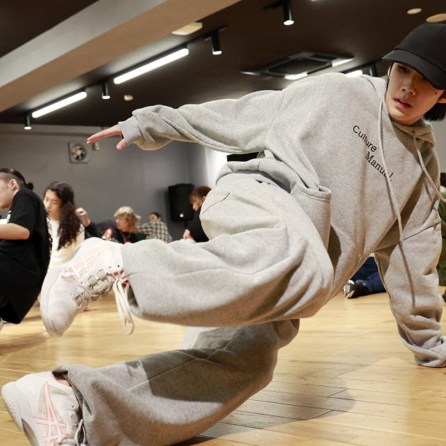 専門学校 福岡ビジュアルアーツ・アカデミー お悩み解決！！ダンサーのお仕事解説講座！（俳優学科）1