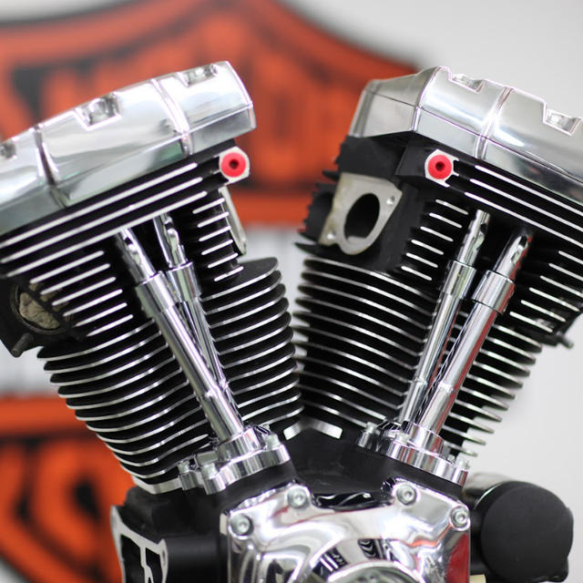 専門学校　東京工科自動車大学校品川校 ハーレーのVツインエンジン分解体験1