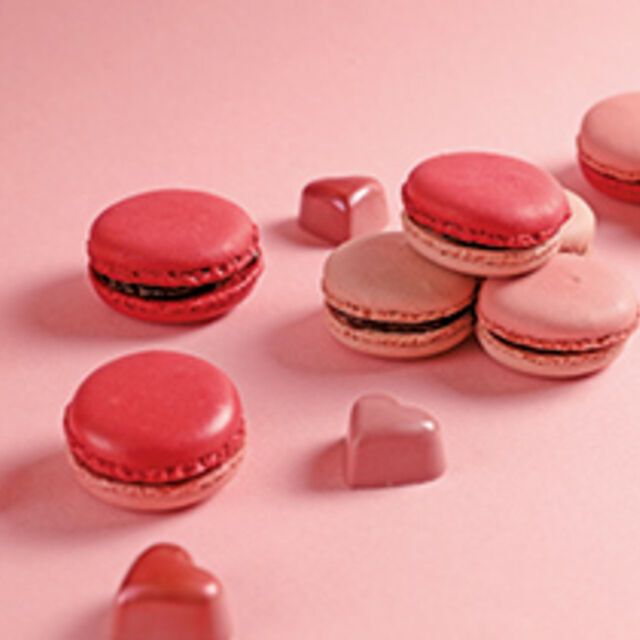 専門学校ビジョナリーアーツ 【ロング講座】生地から作るマカロン1