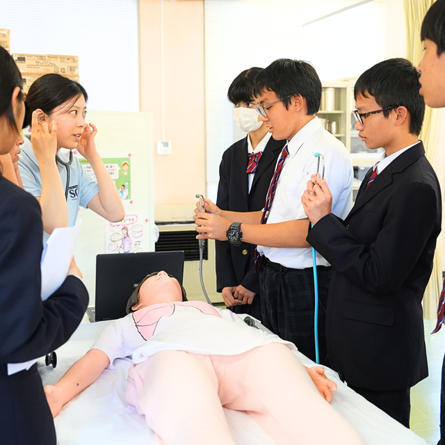 三育学院大学 【in神戸！】看護学体験セミナー3