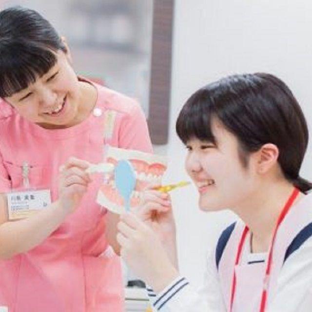 新東京歯科衛生士学校 「歯科保健指導論」の授業を体験~ブラッシング編~1