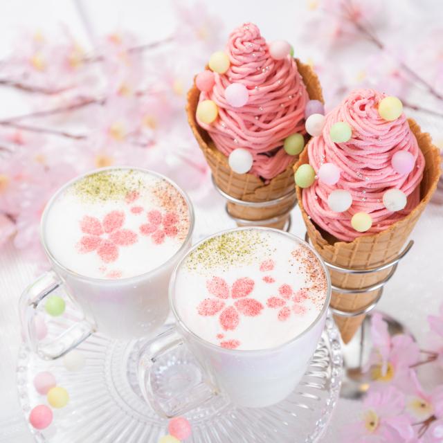 東京ベルエポック製菓調理専門学校 ◆カフェ・バリスタ体験◆お花見モンブラン&さくらラテアート1