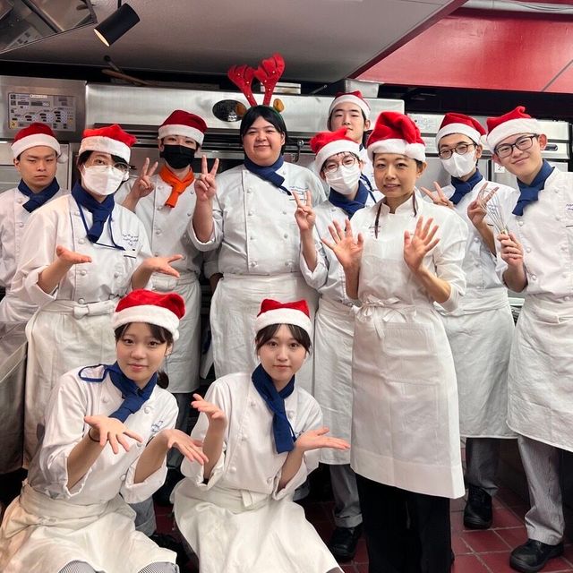 東京調理製菓専門学校 ときめき★クリスマスケーキ2