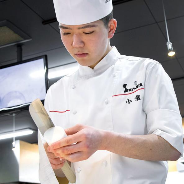 広島酔心調理専門学校 調理実習制服 未使用有り 上4枚 下2枚 エプロン2