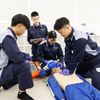 姫路医療専門学校 【救急救命士科】ミッション！成人に行う心肺蘇生法を学ぼう