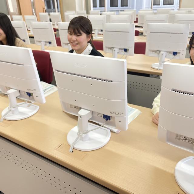 京都栄養医療専門学校 【栄養＆医療】好きなプログラムを自由に体験！4