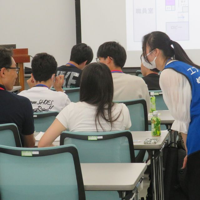 エプソン情報科学専門学校 JavaScriptでプログラミング体験 ～ジャンケン～3