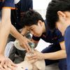 姫路医療専門学校 【救急救命士科】挿管チューブを使った気道確保を体験しよう！