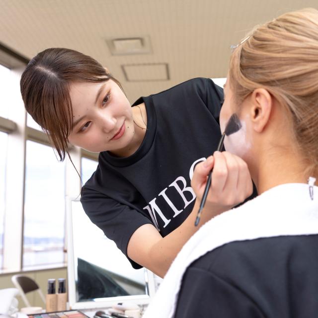 明星国際ビューティカレッジ 秋のMYOJO『美容界隈』体験♪2