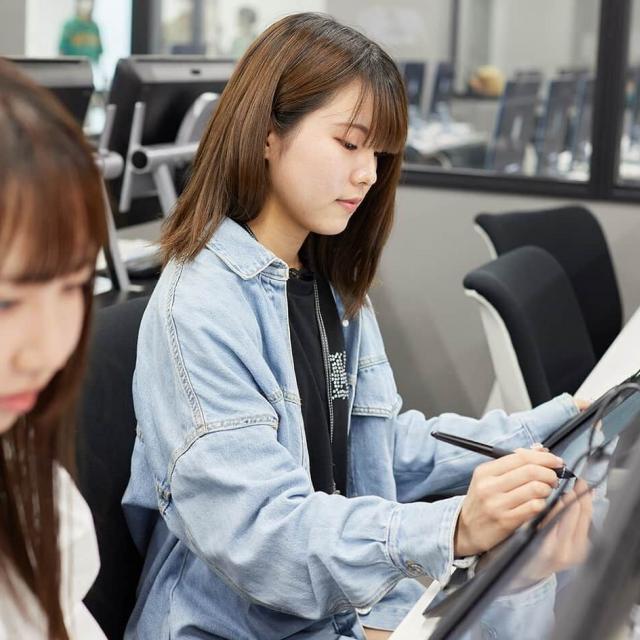 京都デザイン＆テクノロジー専門学校 荻pote塾入門！あなたのイラストを添削してもらおう！2