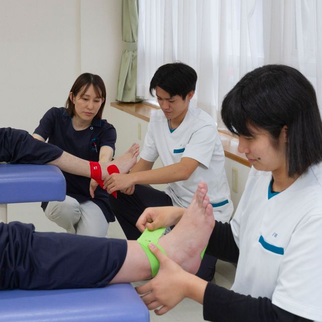 今村学園ライセンスアカデミー 学校見学会（柔道整復トレーナー学科）1