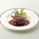 西洋料理「牛フィレ肉のステーキ」の詳細