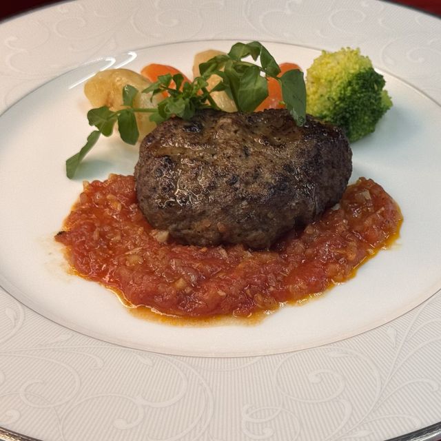 華調理製菓専門学校 体験実習付きオープンキャンパス～ハンバーグステーキ他1