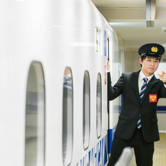 専門学校名古屋ホスピタリティ・アカデミー 高校2年生限定　京都鉄道博物館バスツアー(参加無料)1