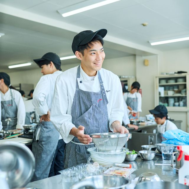 大竹栄養専門学校 ベーコンとチーズのガレット3