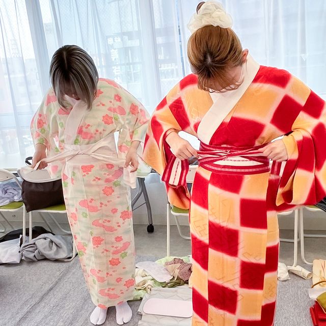 岐阜美容専門学校 自分で着れるようになろう！「きもの着付」レッスン♪2