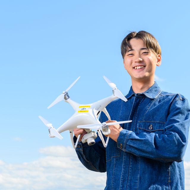 ＷｉＺ国際情報工科自動車大学校 ドローン分野★ゴーグルを装着しFPVドローンを飛ばそう！1
