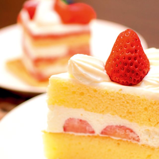 横浜スイーツ＆カフェ専門学校 絞って飾って！いちごのショートケーキ★初心者大歓迎★1