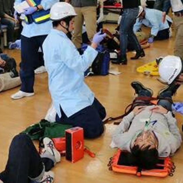 【救急救命士科】交通事故発生!救急救命士が行う外傷処置を体験