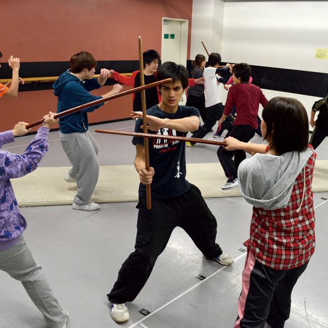 大阪ダンス・俳優＆舞台芸術専門学校 アクション俳優体験1