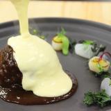 あふれる肉汁！チーズソースハンバーグの詳細