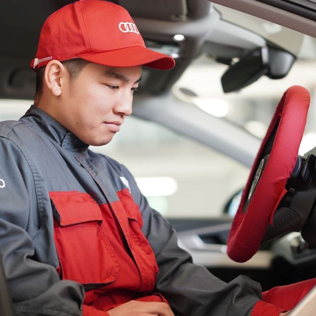 岡山科学技術専門学校 【二級自動車工学科】企業連携OC〈Audi岡山へGO！〉1
