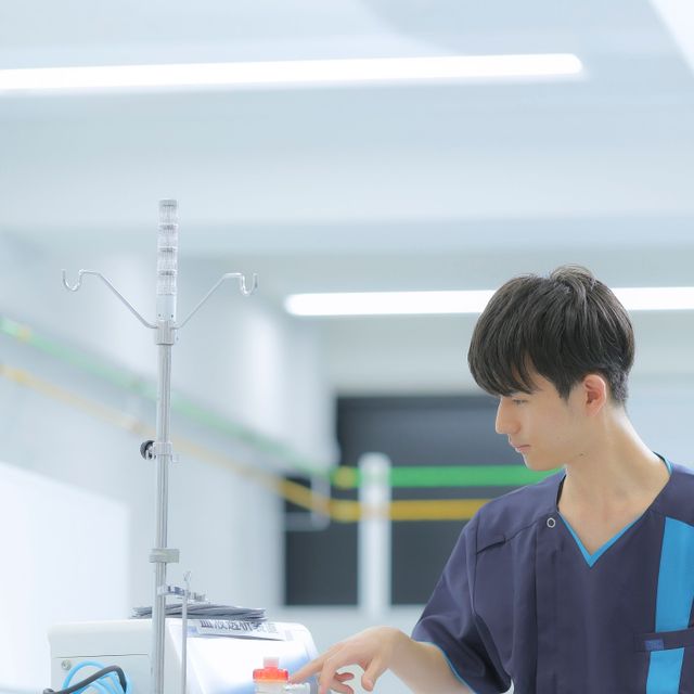 東京医療保健大学 少人数教育で、工学知識を備えた唯一無二の臨床工学技士に！2