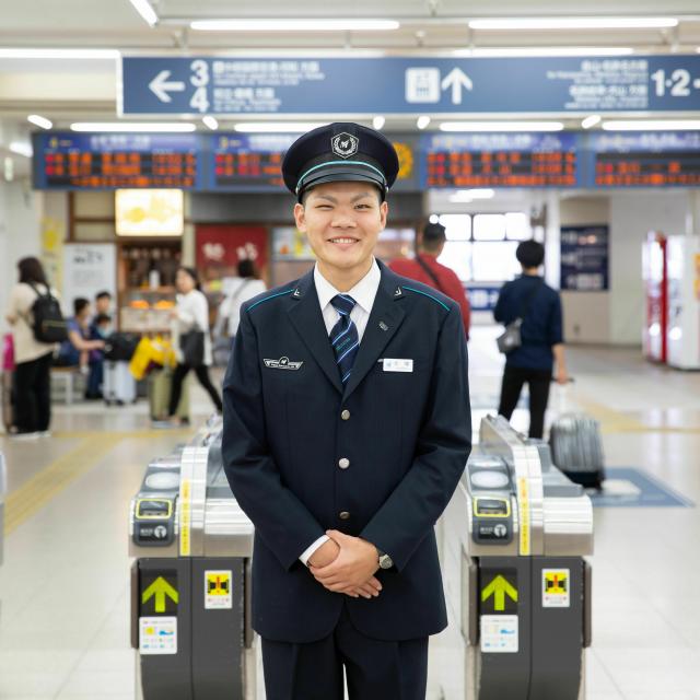 名古屋観光専門学校 【鉄道サービス学科】駅員のお仕事体験1