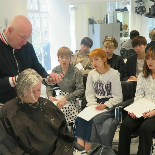 関西美容専門学校 資料請求 願書請求 学校案内 スタディサプリ 進路