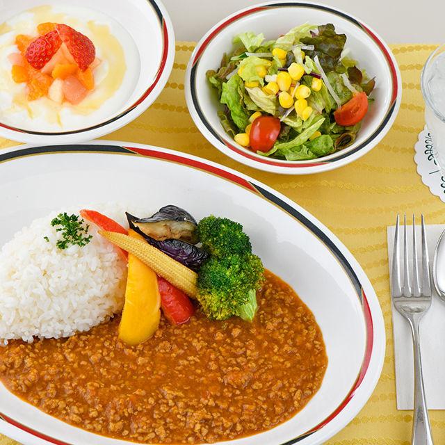 織田調理師専門学校 【7月】給食体験 「キーマカレー」/Bコース1