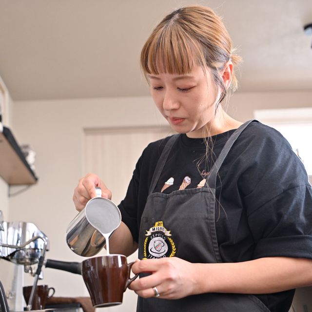 札幌ベルエポック製菓調理専門学校 【カフェ★スペシャル体験】デザインカプチーノ＆ジェラート2