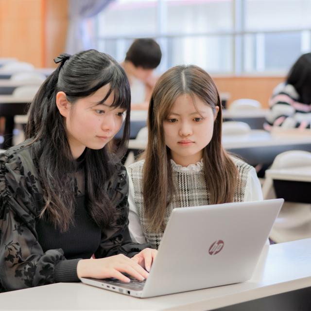 高田短期大学 【医療事務】ビジネスで必要な知識を学ぶ【企業事務】2