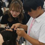 ヘアビューティ学科｜国家試験技術課題ワインディングに挑戦！の詳細