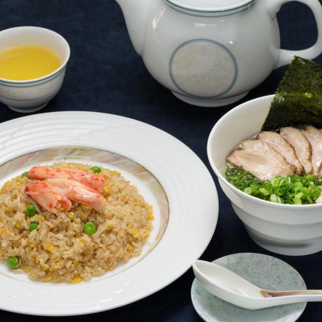 かにチャーハン&ミニチャーシュー麺