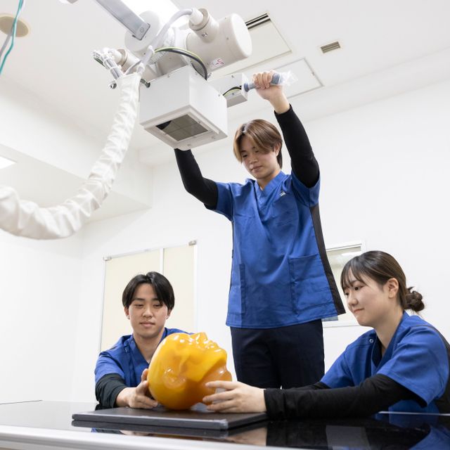 神戸総合医療専門学校 【診療放射線科】先輩とも話せる！～体験実習・学科紹介～3