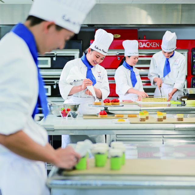 名古屋製菓専門学校 甘いケーキと焼きたてパンの香りあふれる体験入学＆入学相談会♪2
