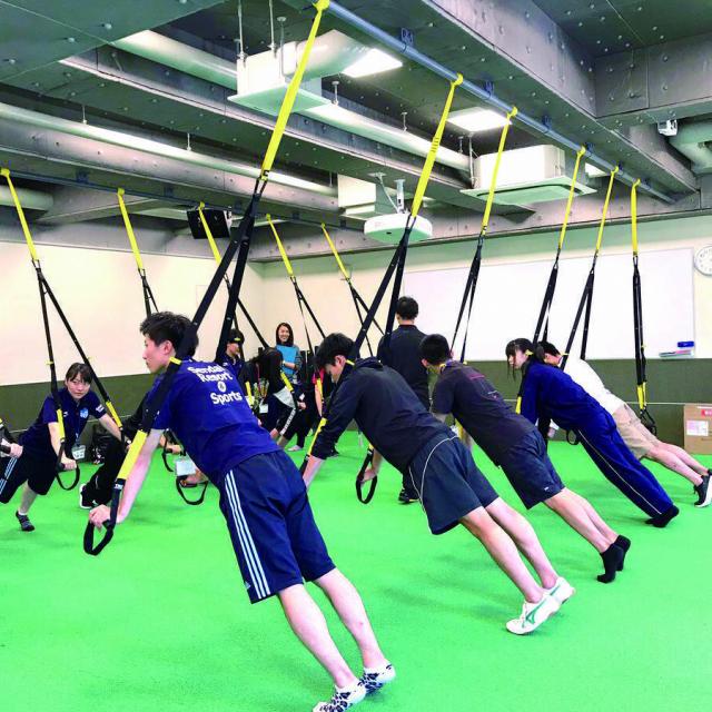 仙台リゾート&スポーツ専門学校 【スポーツ好き大歓迎!】TRX体験1