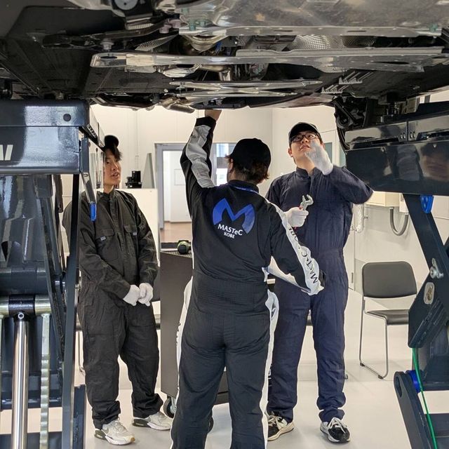 マツダ自動車整備専門学校　神戸 整備の魅力を伝えます！オープンキャンパス3