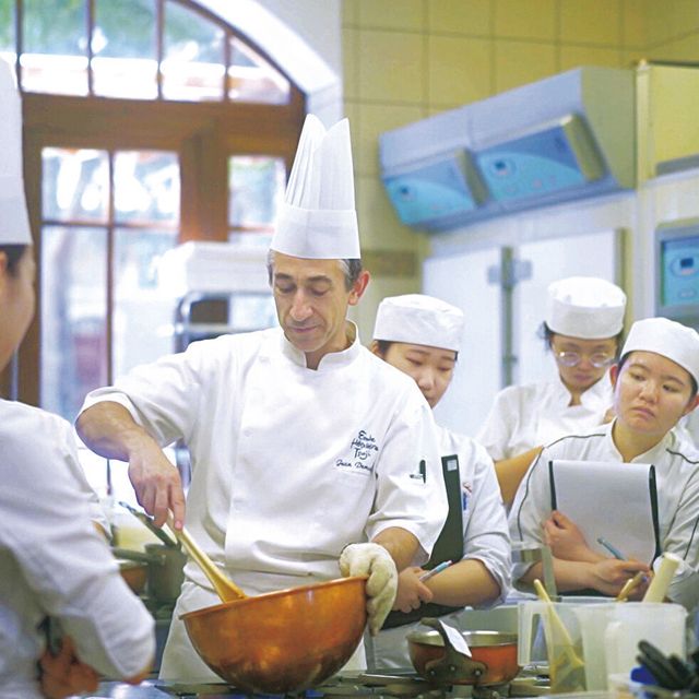 辻調理師専門学校 東京 【調理・製菓 】講習付き相談会「フランス校シェフ特別講習 」3