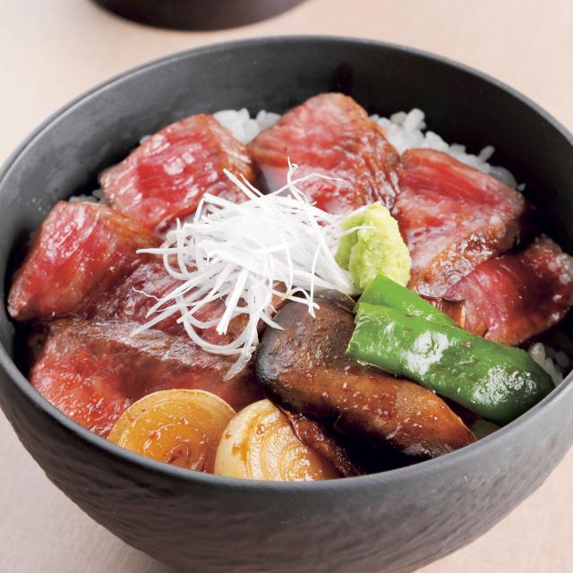 辻調理師専門学校 日本料理「ステーキ丼」1