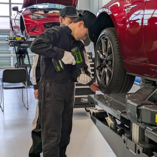 マツダ自動車整備専門学校　神戸 整備の魅力を伝えます！オープンキャンパス4