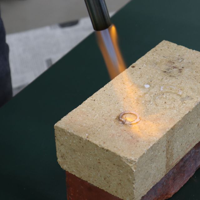秋田職業能力開発短期大学校 【生産機械技術科】彫金体験　～指輪を作ろう～1