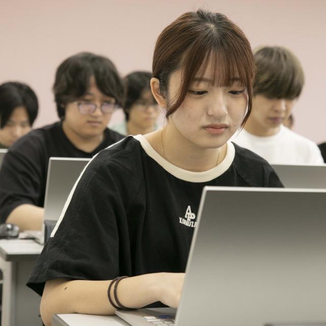 専門学校国際理工カレッジ 『学校説明会』対象：高度情報処理科1