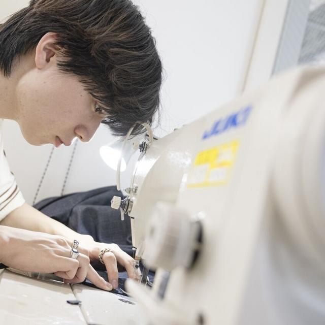 渋谷ファッション＆アート専門学校 【ファッション総合科】体験実習：プルオーバー・パーカー2